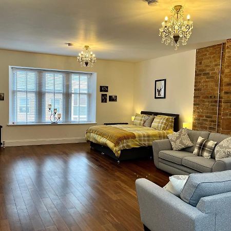 The Bards Loft, Large Studio Apartment แอร์ ภายนอก รูปภาพ