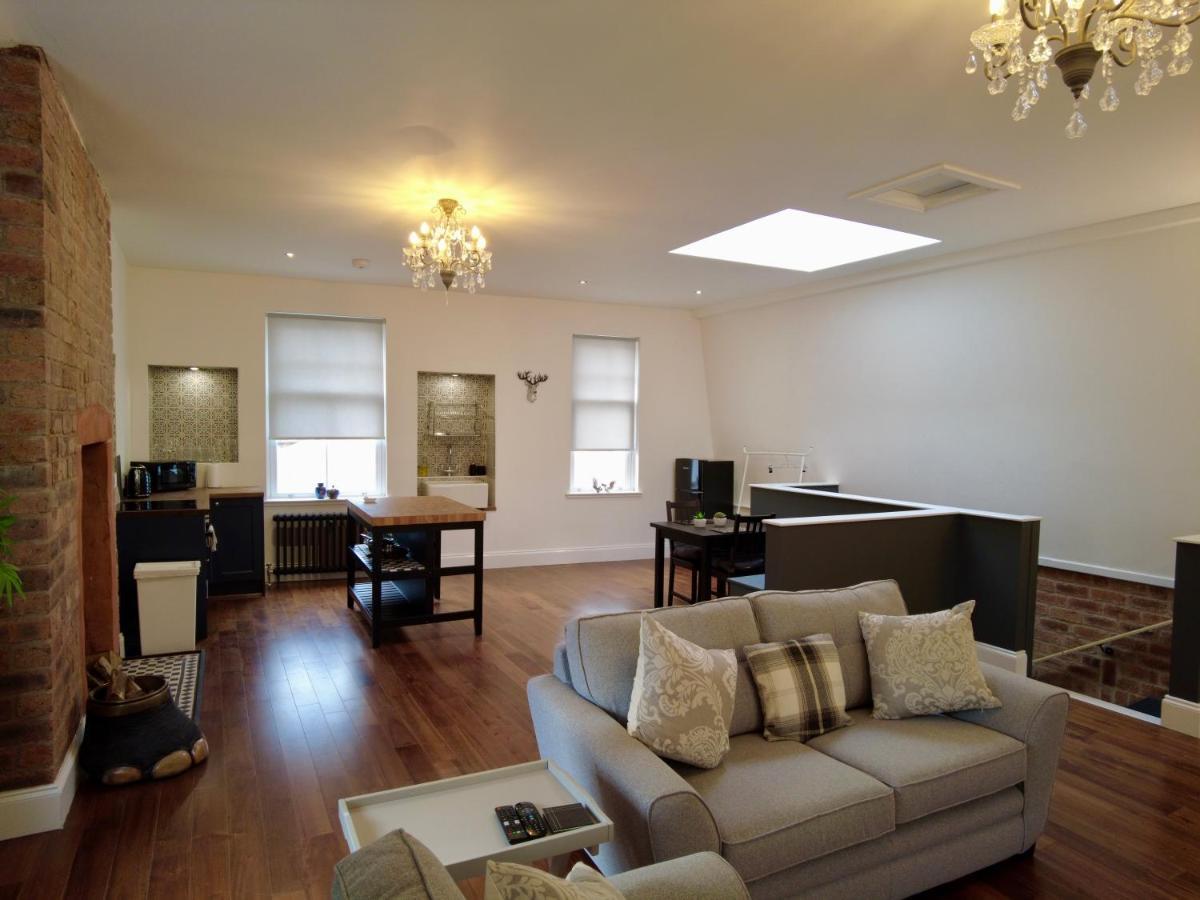 The Bards Loft, Large Studio Apartment แอร์ ภายนอก รูปภาพ