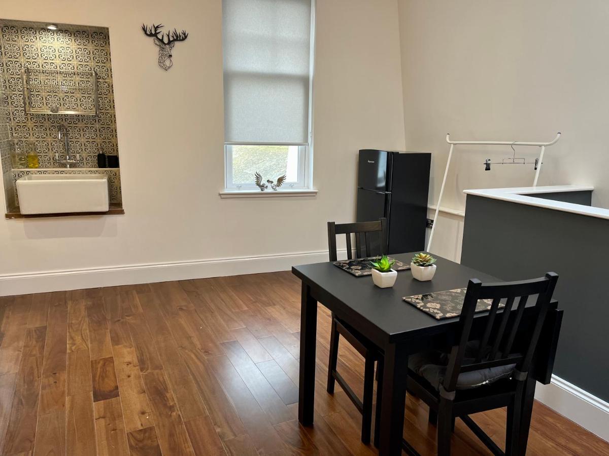The Bards Loft, Large Studio Apartment แอร์ ภายนอก รูปภาพ