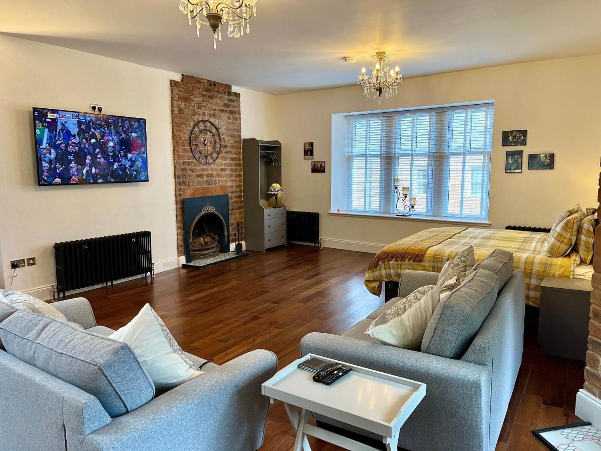The Bards Loft, Large Studio Apartment แอร์ ภายนอก รูปภาพ